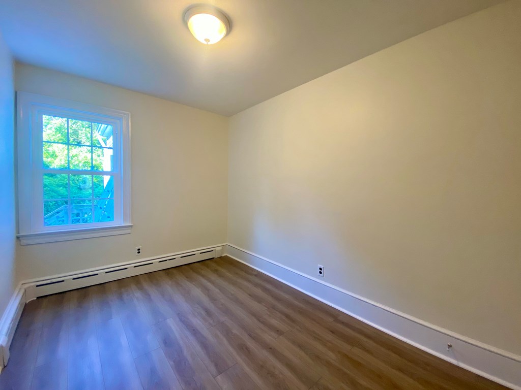 1086 Kinsale Road