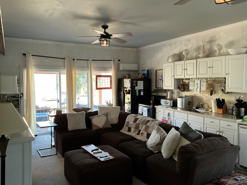 21 Lodge Landing Road