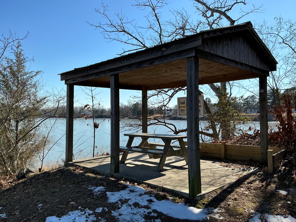 21 Lodge Landing Road