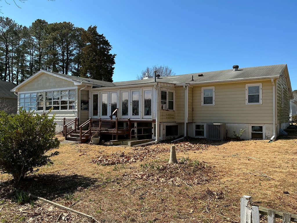 662 Bridge Creek Circle