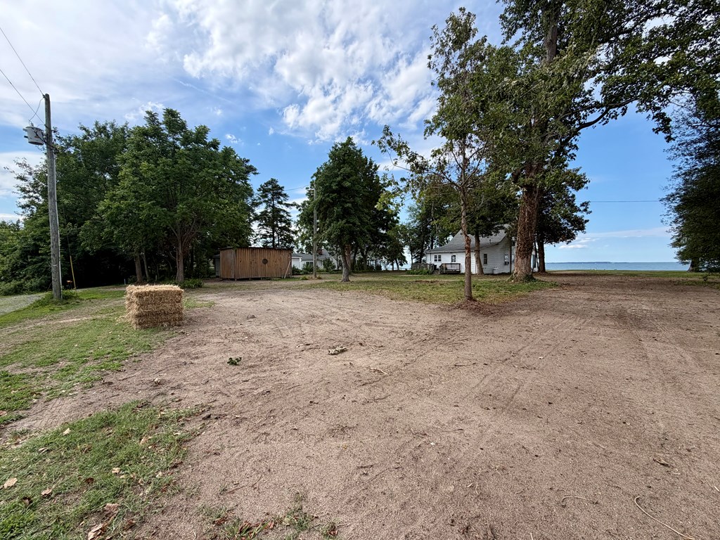 27 Cabin Road