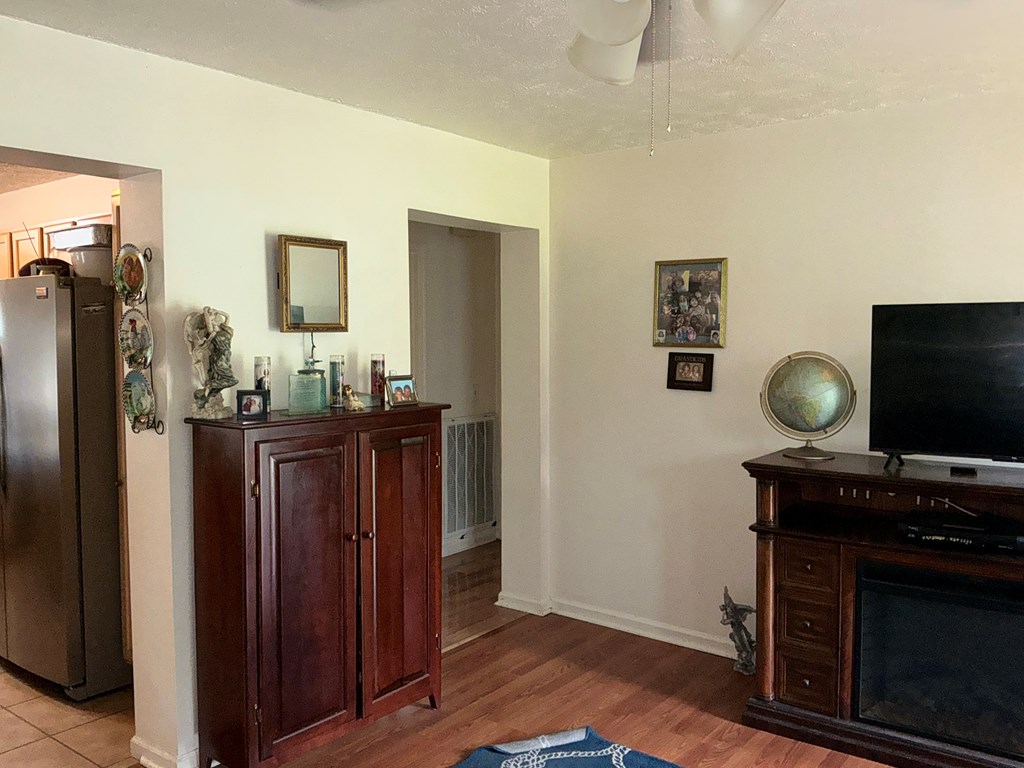 4210 Mulberry Road