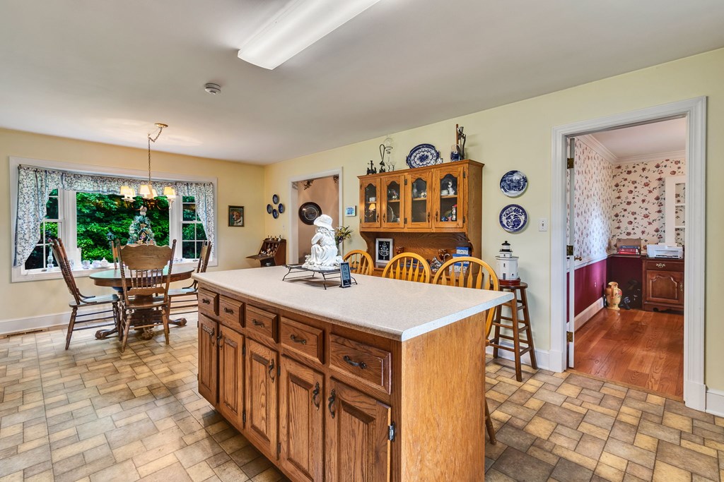 238 Hill Valley Ln
