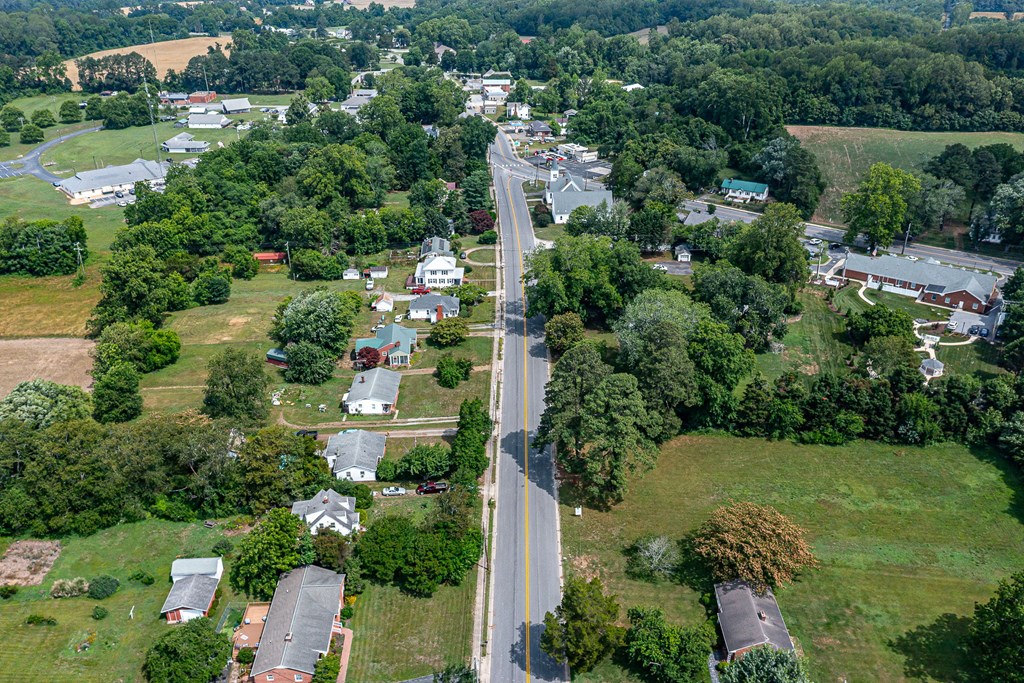 238 Hill Valley Ln