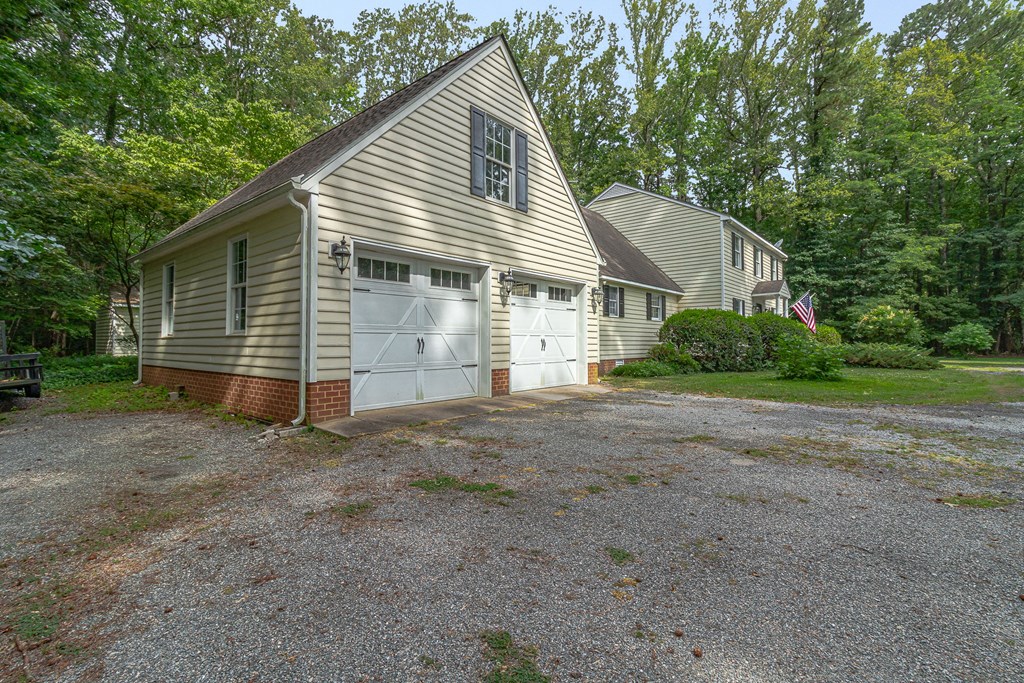 238 Hill Valley Ln