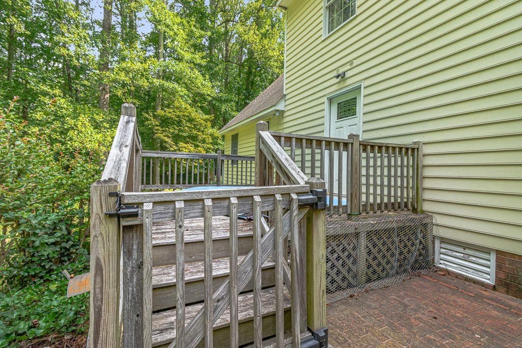 238 Hill Valley Ln