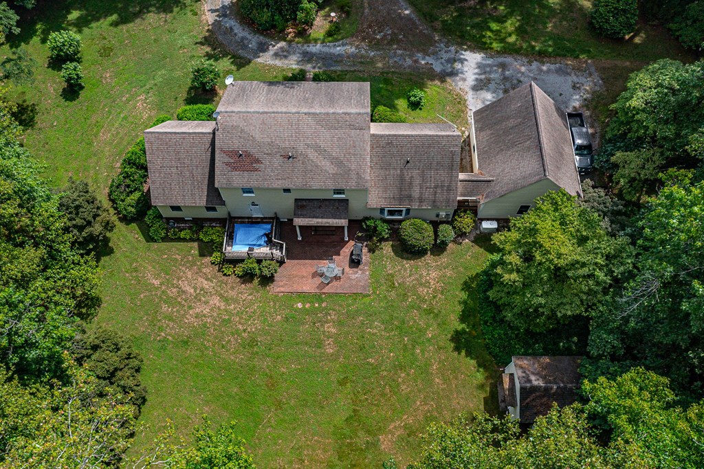238 Hill Valley Ln