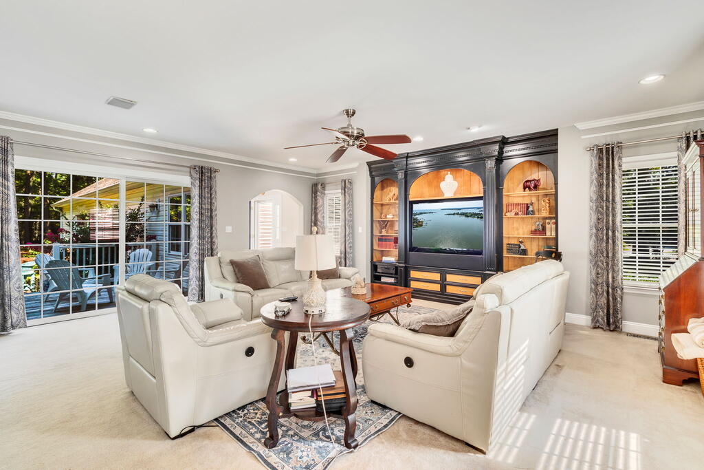 505 Kingscote Drive
