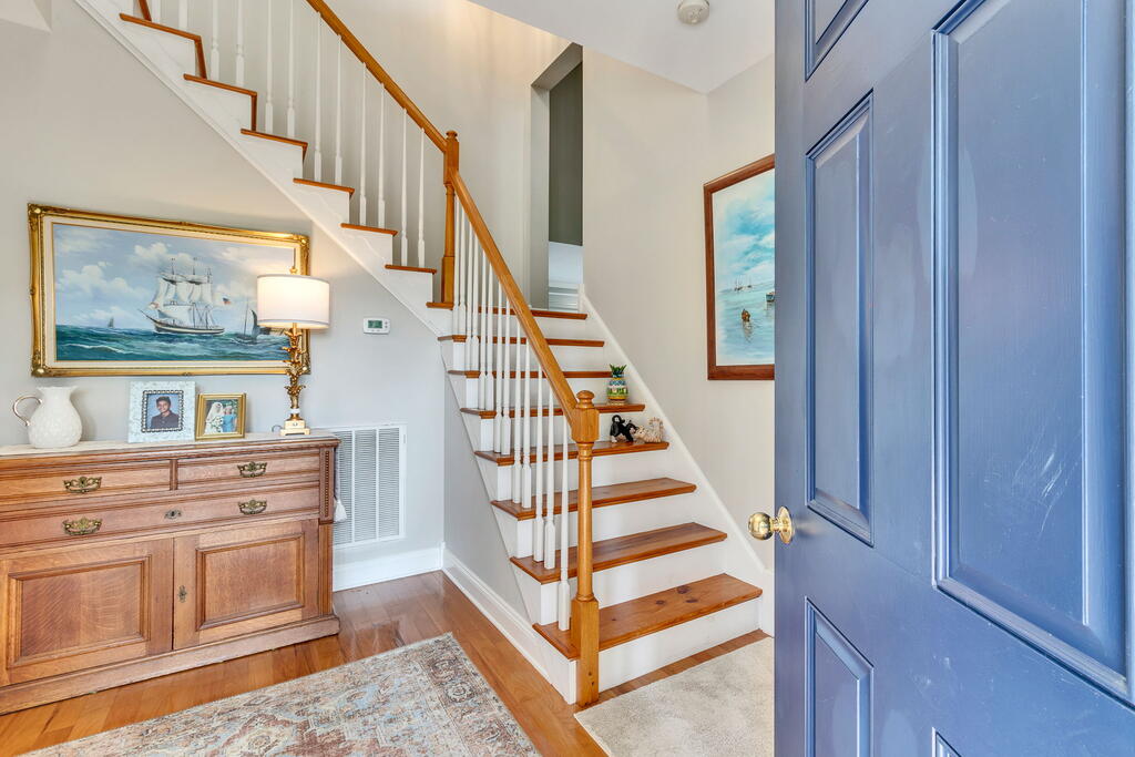 505 Kingscote Drive