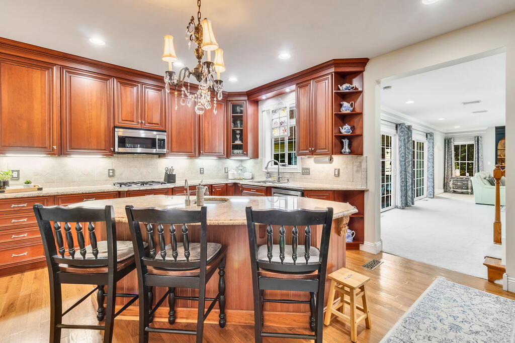 505 Kingscote Drive