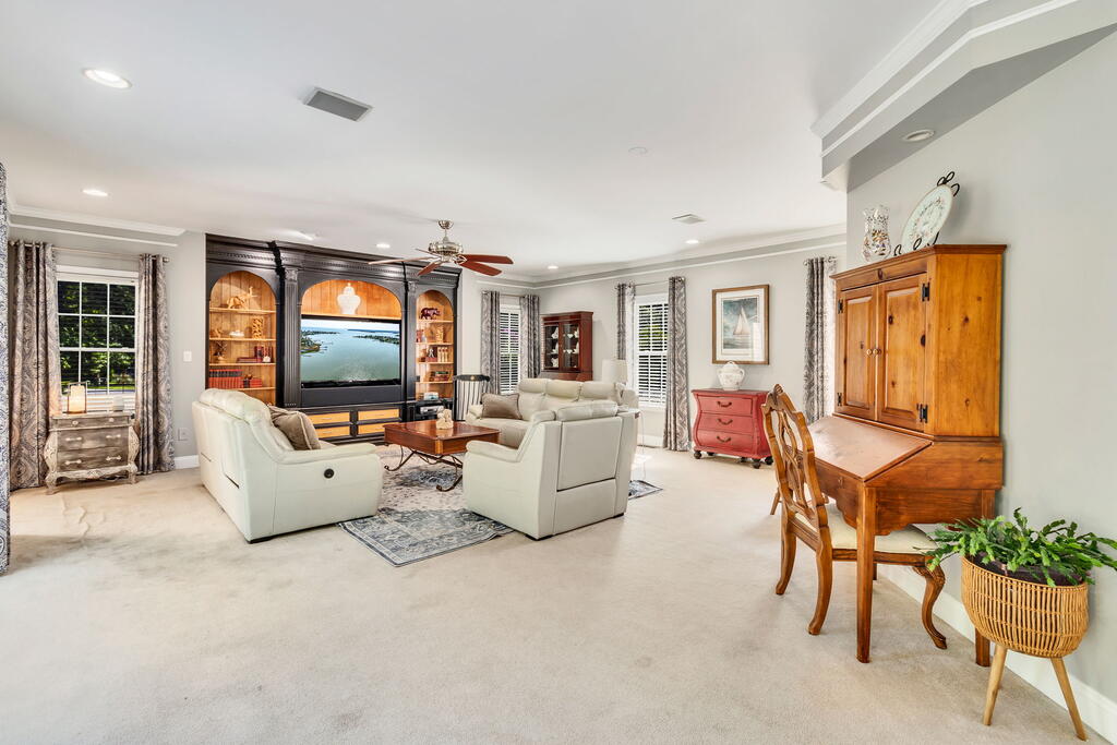 505 Kingscote Drive