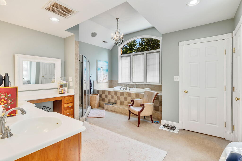 505 Kingscote Drive