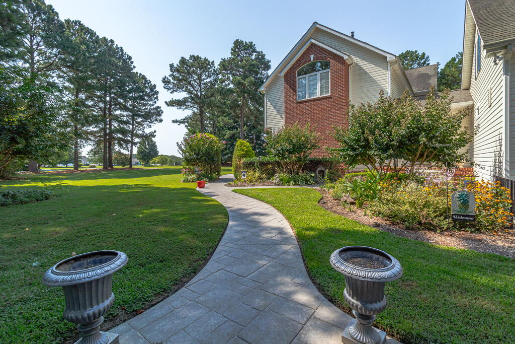 505 Kingscote Drive