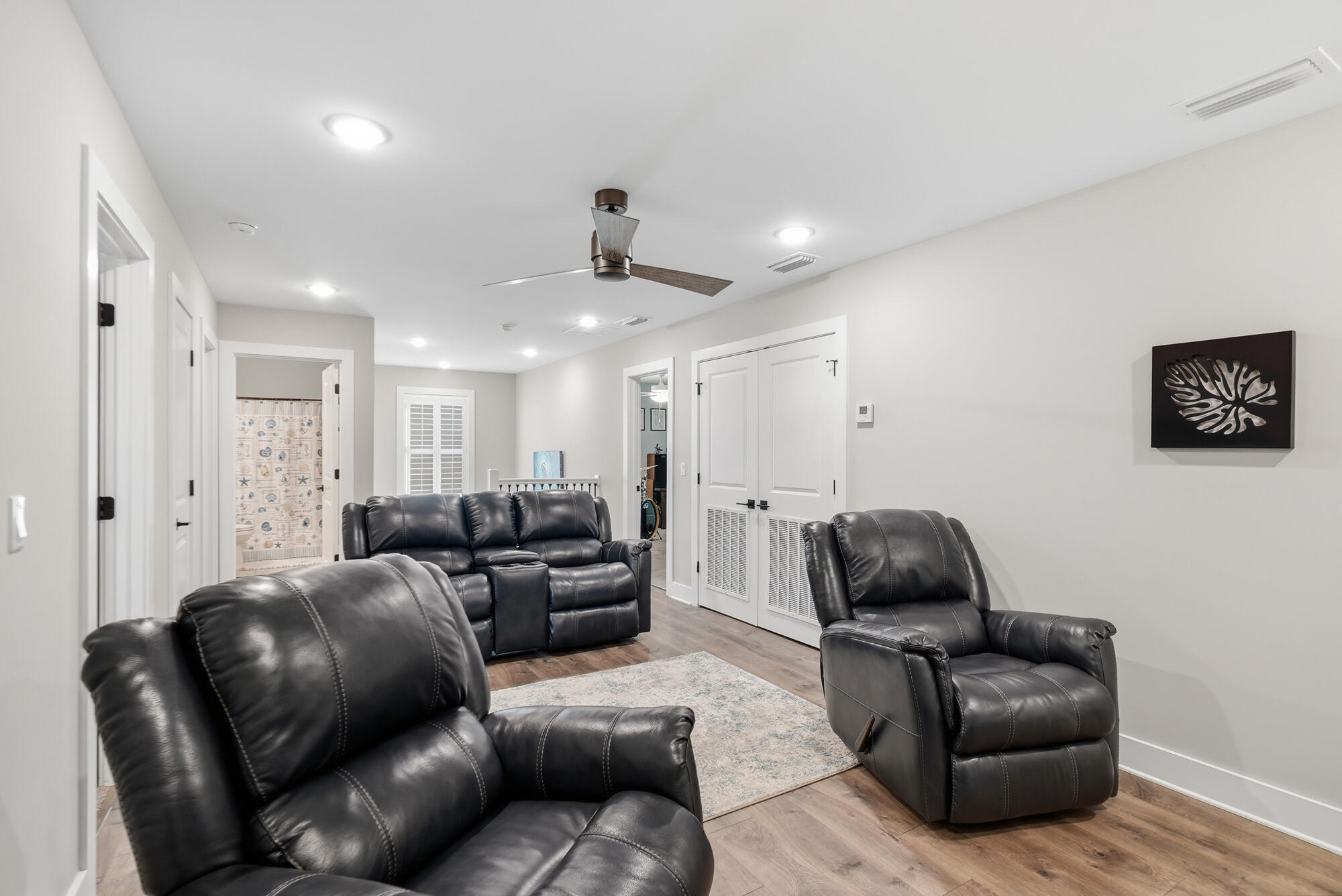 725 Landing Circle