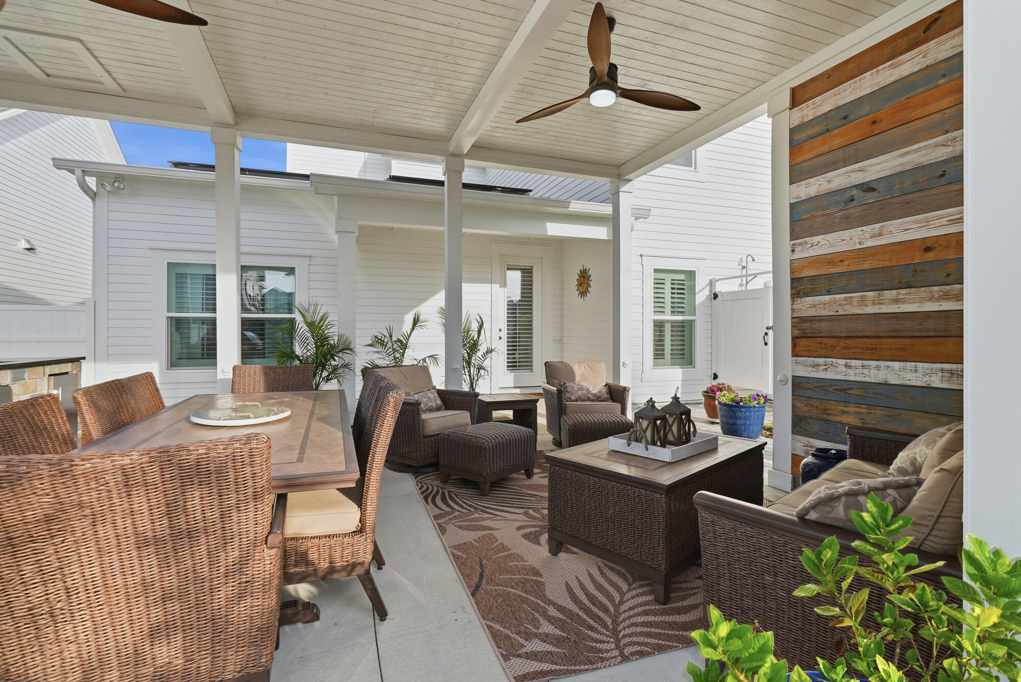 725 Landing Circle