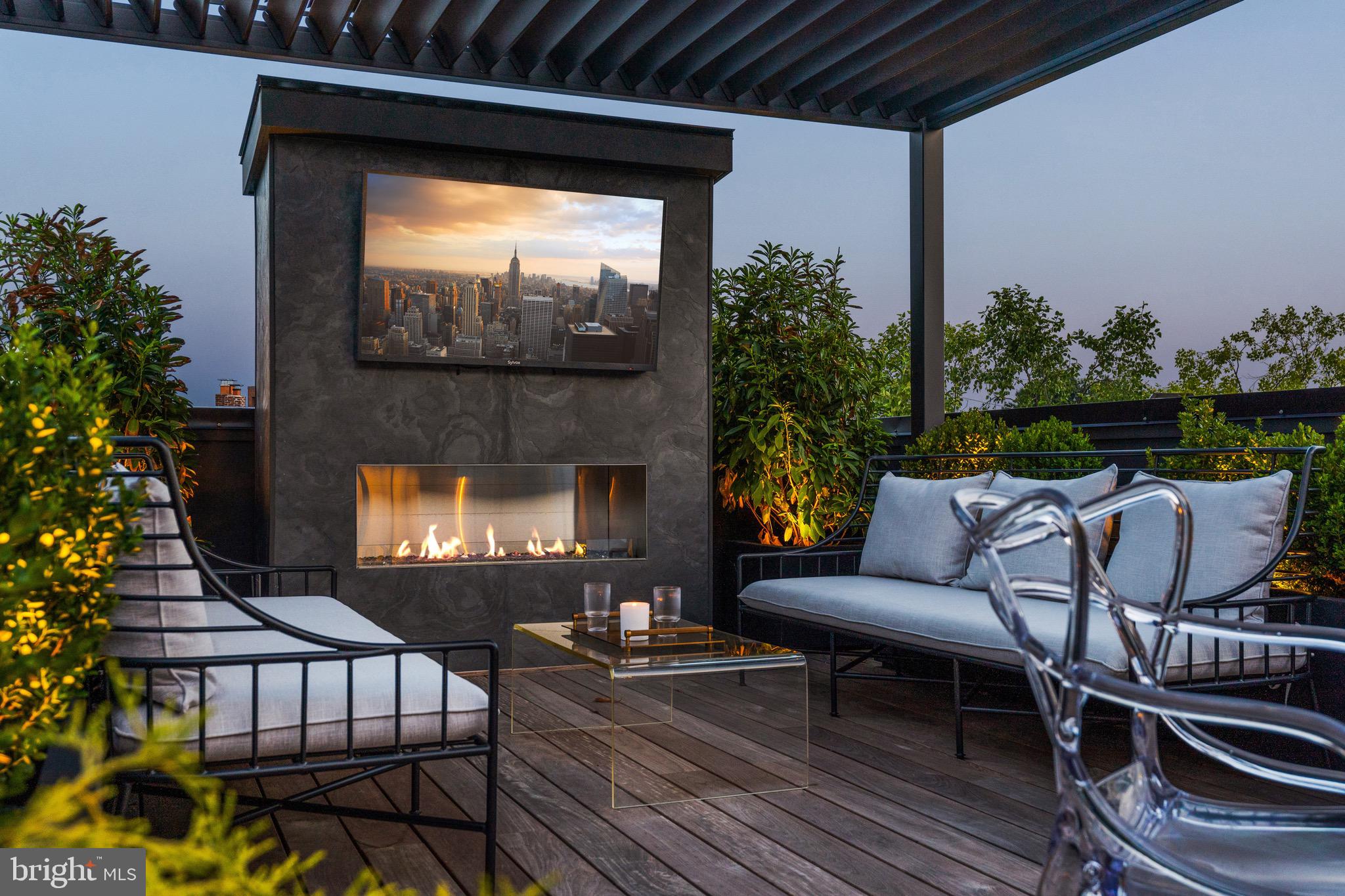 635 MARYLAND AVENUE NE