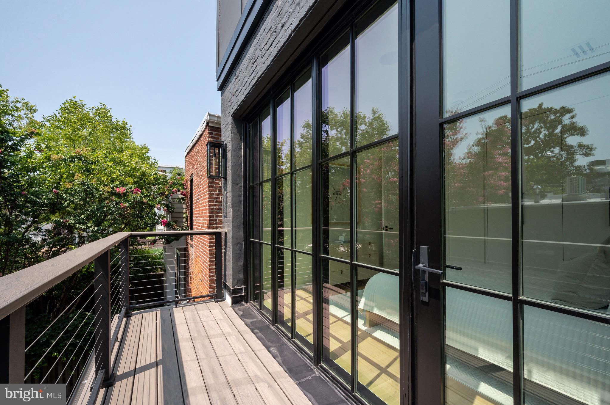 635 MARYLAND AVENUE NE