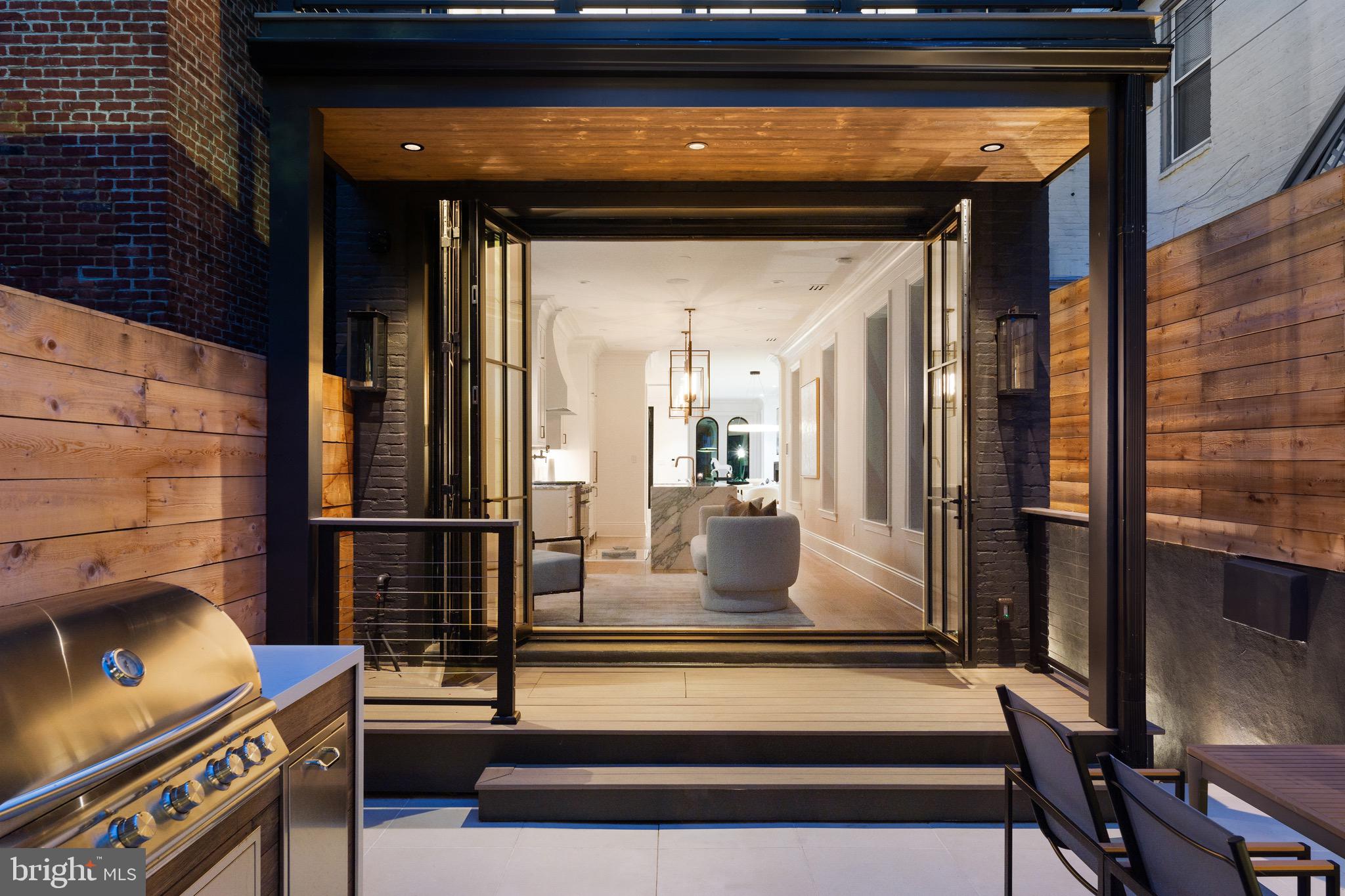 635 MARYLAND AVENUE NE