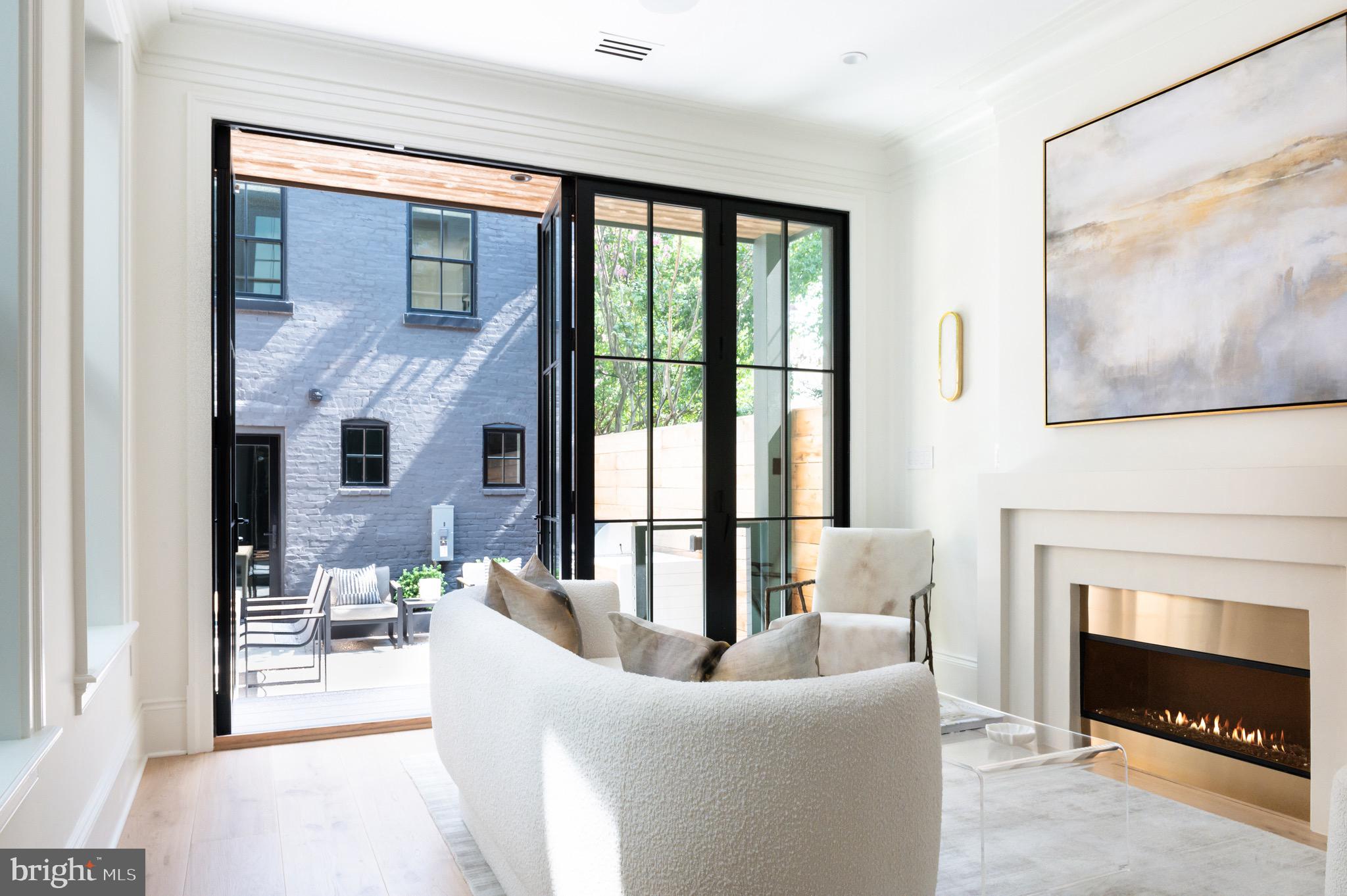 635 MARYLAND AVENUE NE