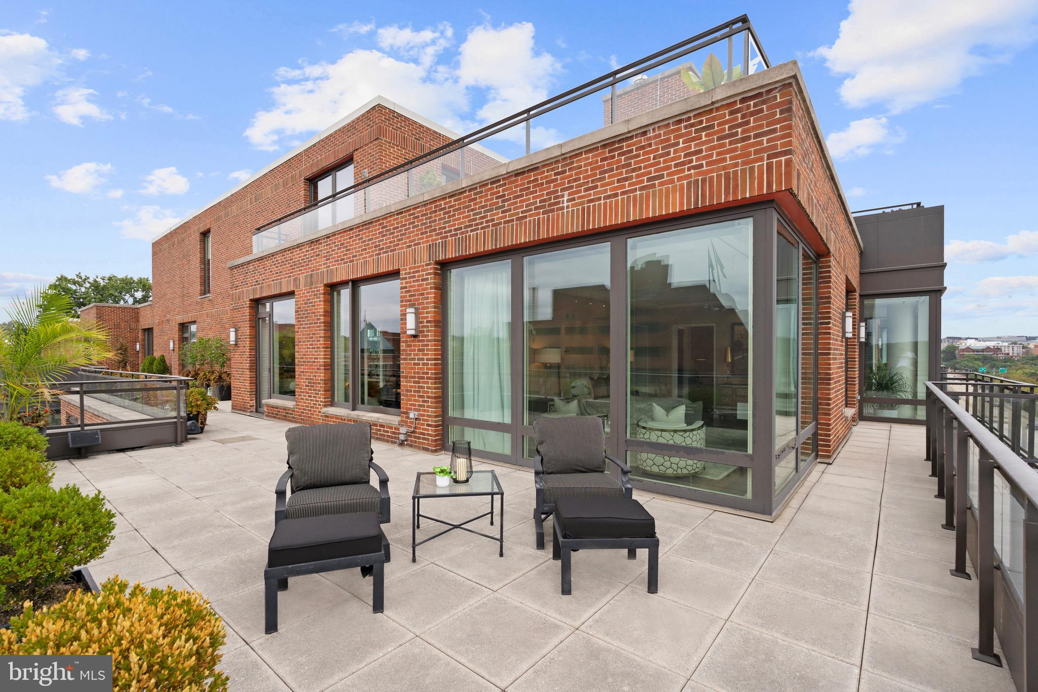 3150 SOUTH STREET NW PH2A