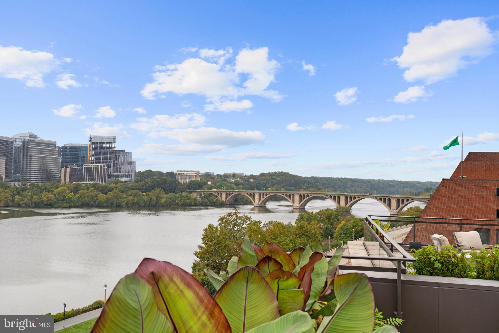 3150 SOUTH STREET NW PH2A