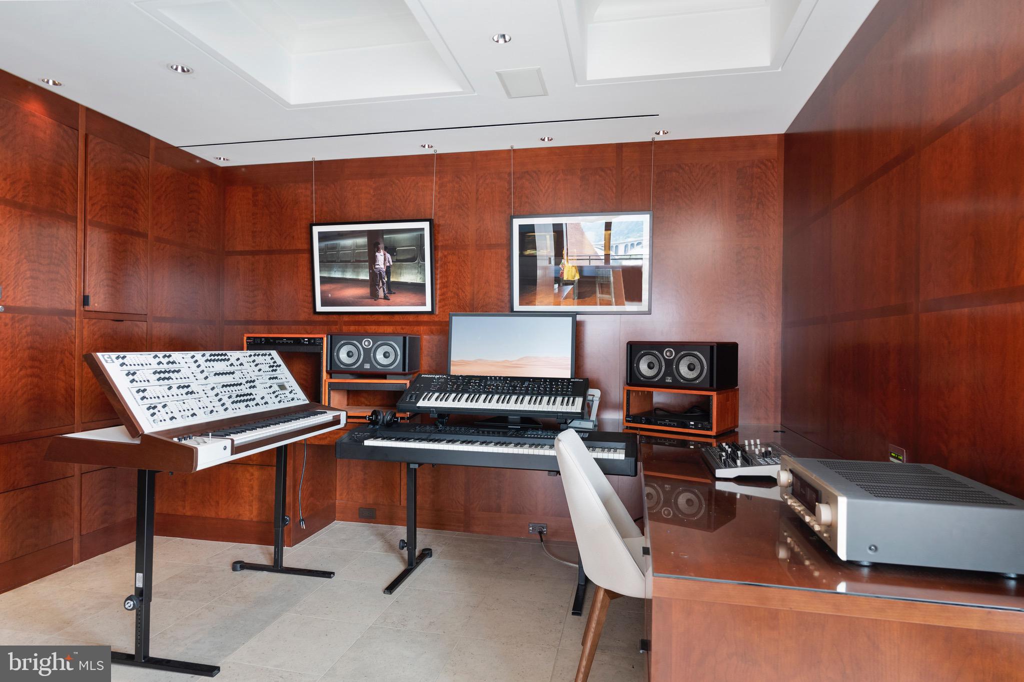 3150 SOUTH STREET NW PH2A