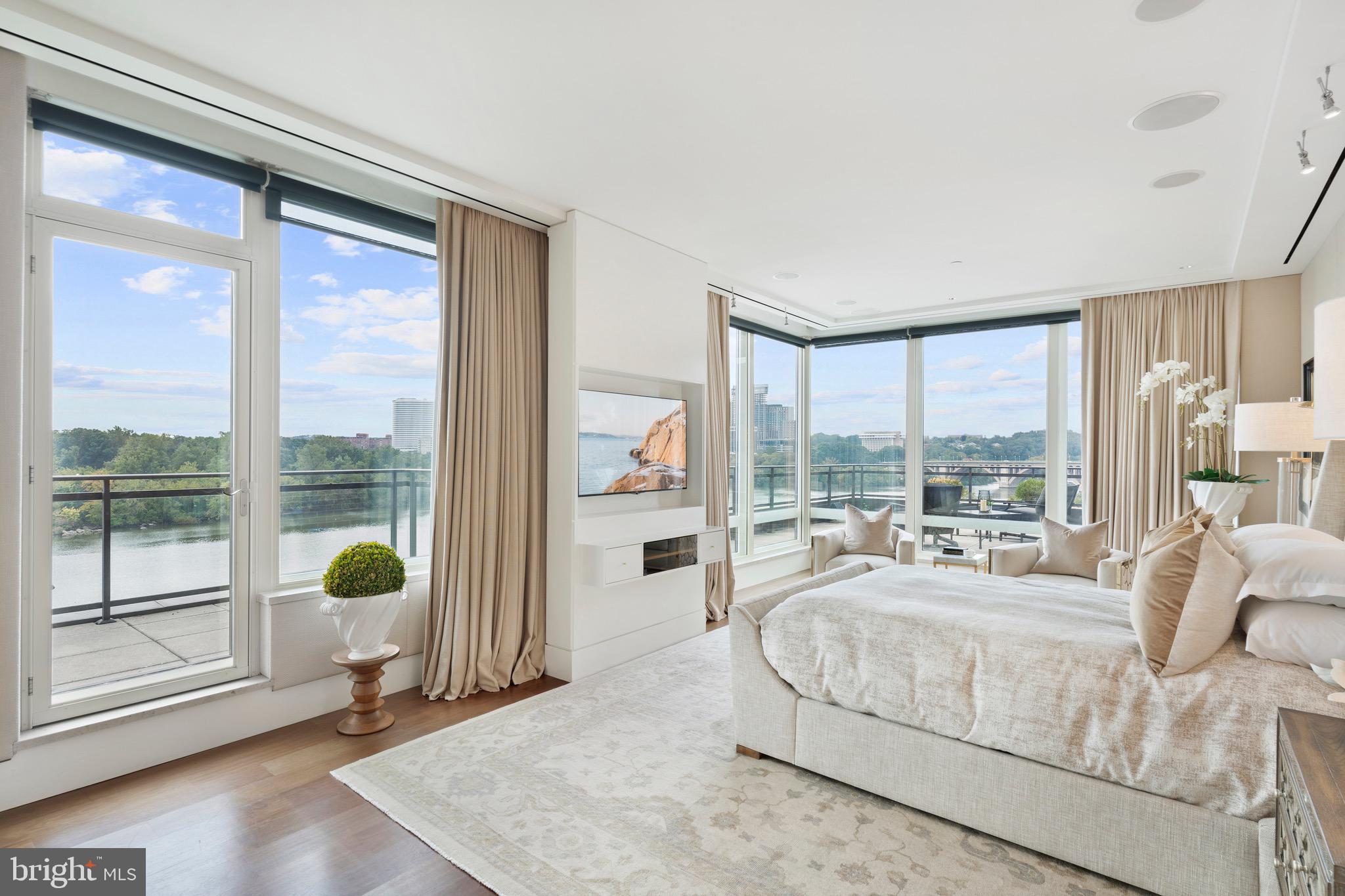 3150 SOUTH STREET NW PH2A