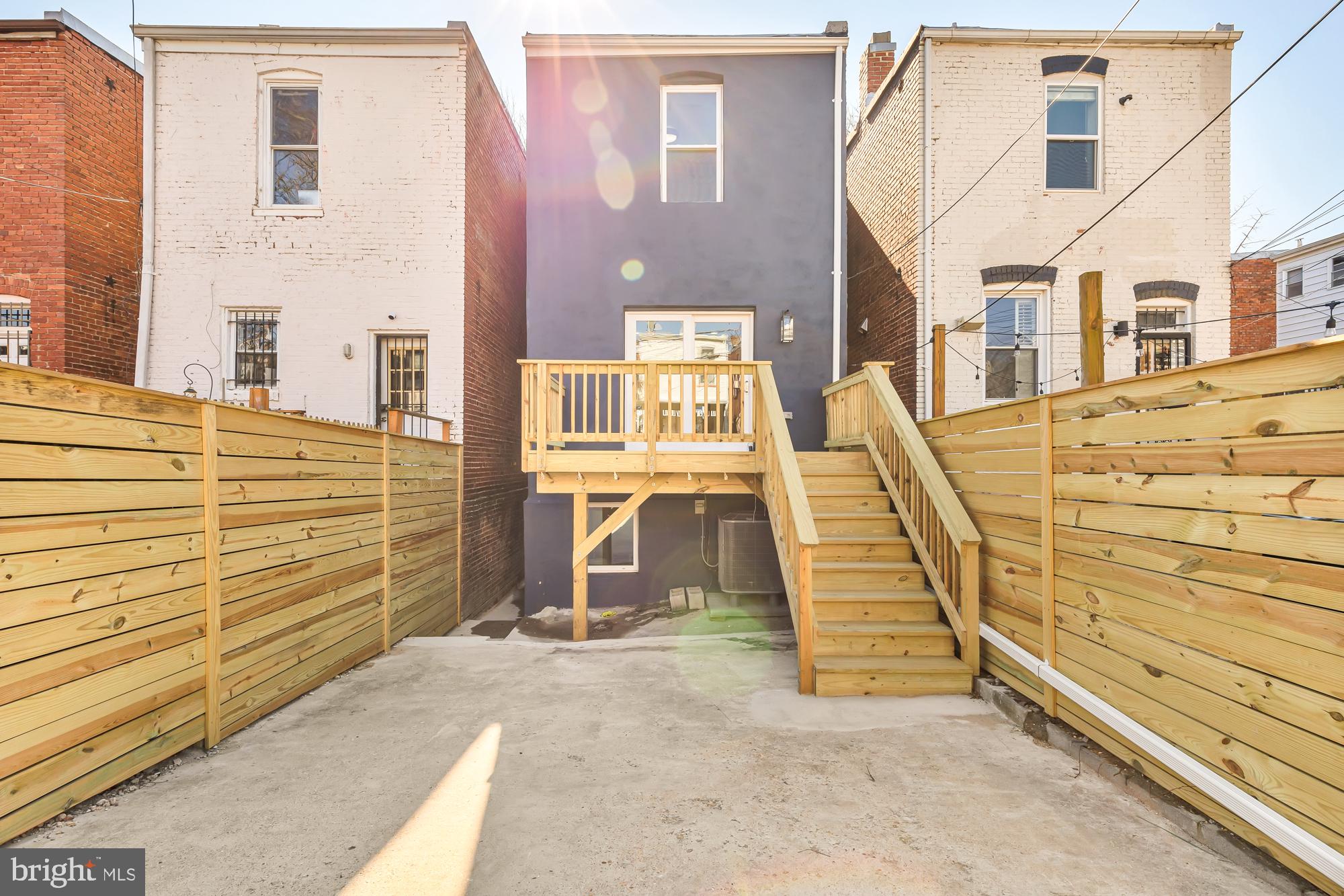 149 THOMAS STREET NW