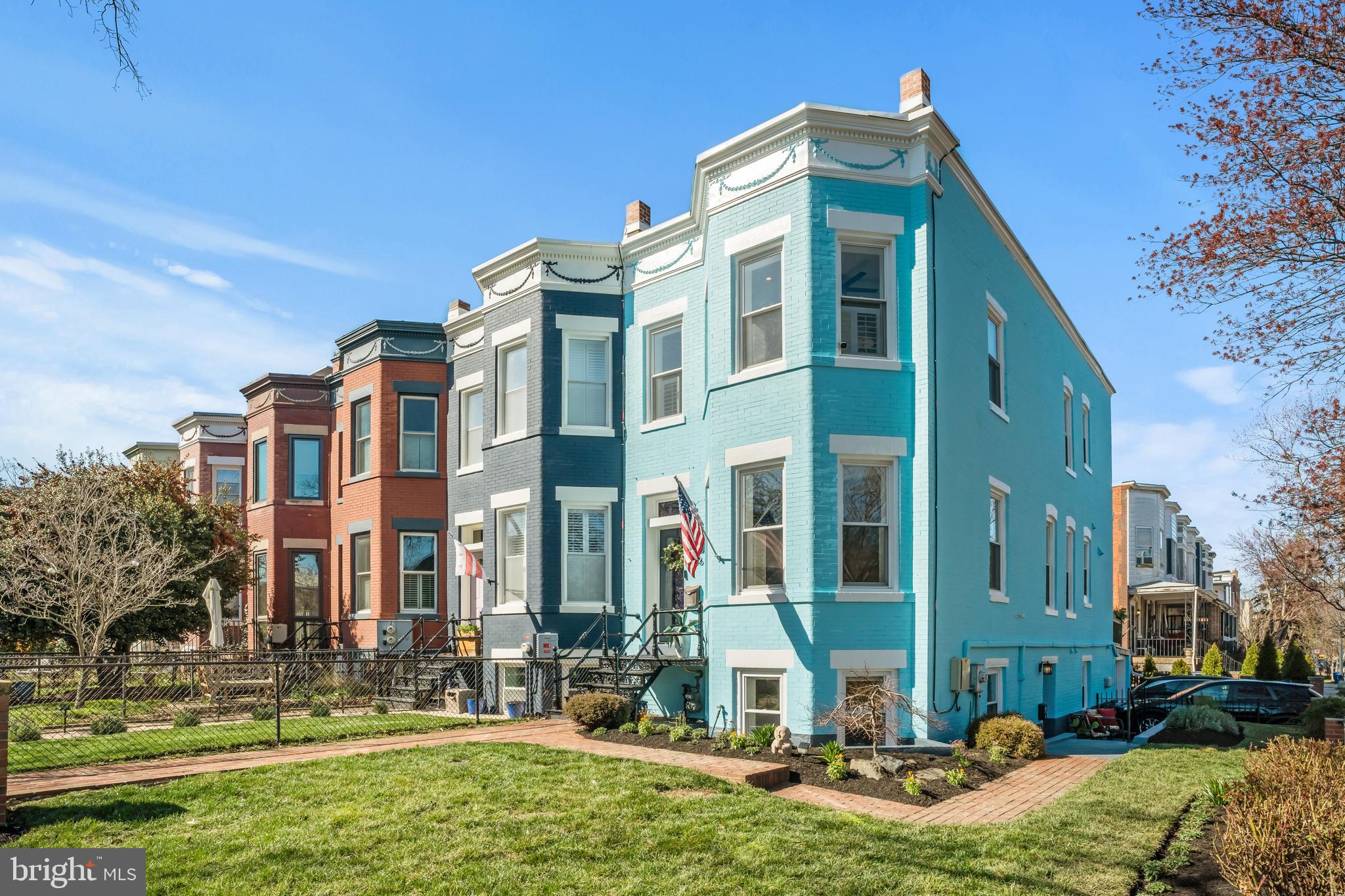 1536 EAST CAPITOL STREET NE