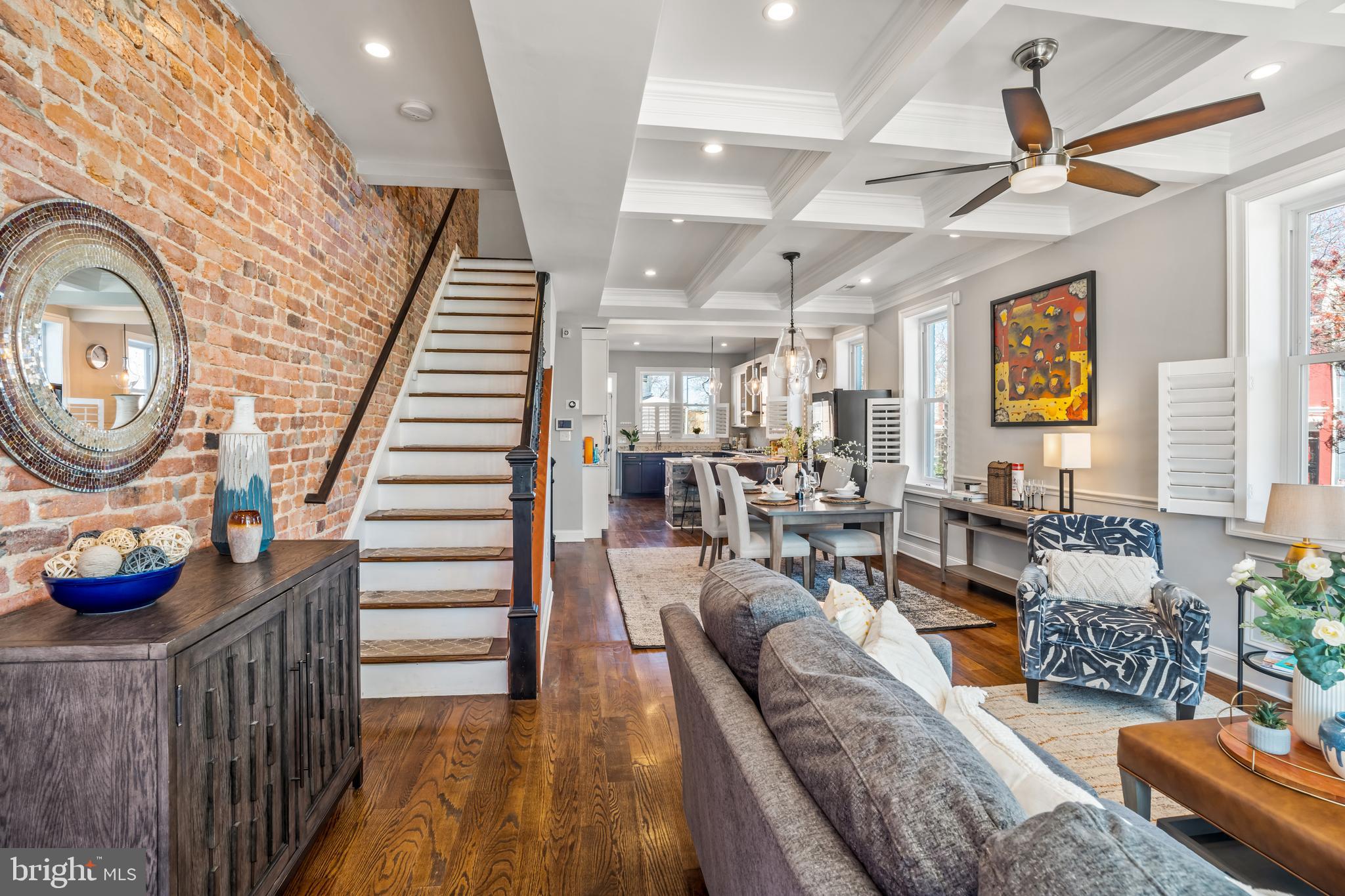 1536 EAST CAPITOL STREET NE