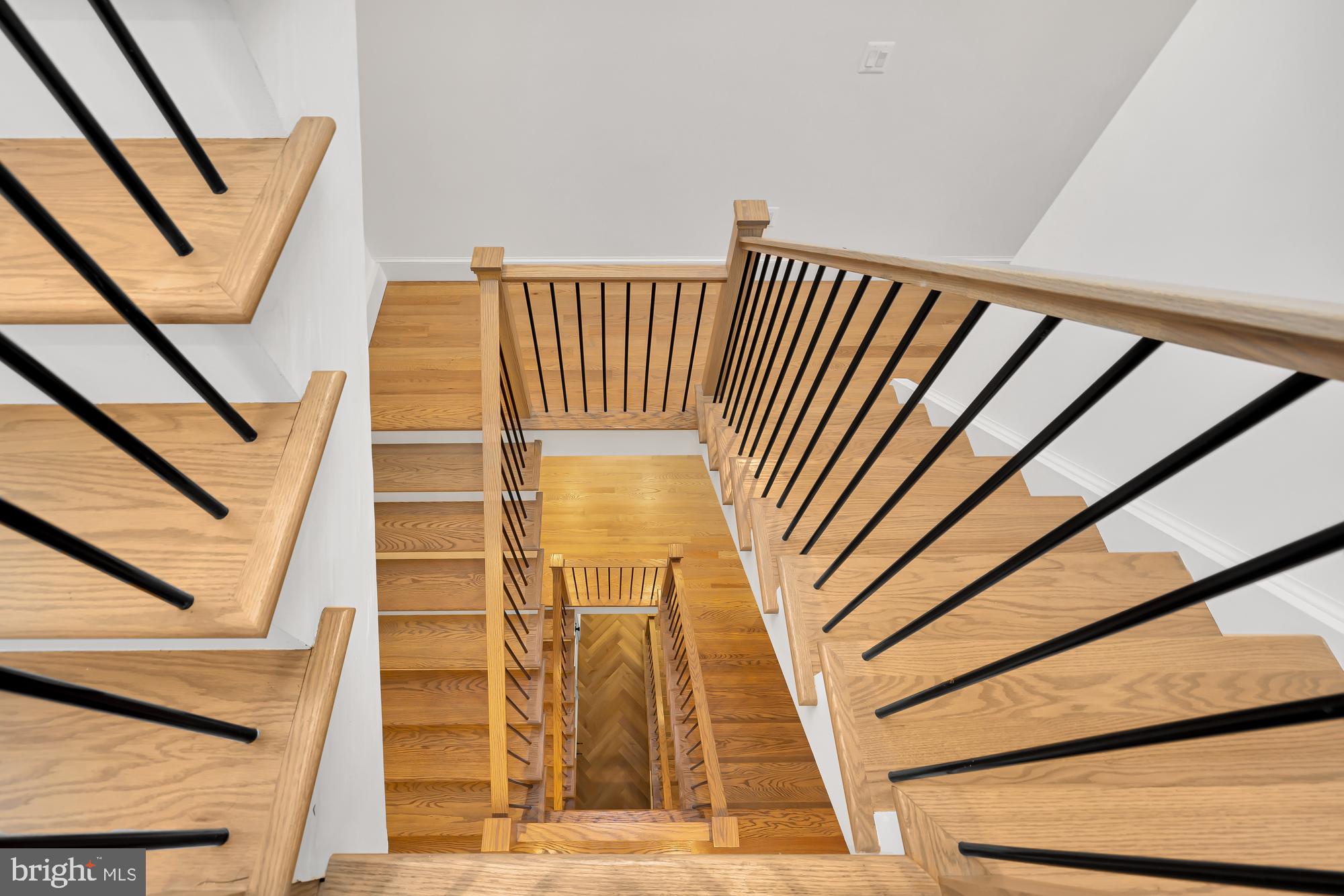 2718 4TH STREET NE 1