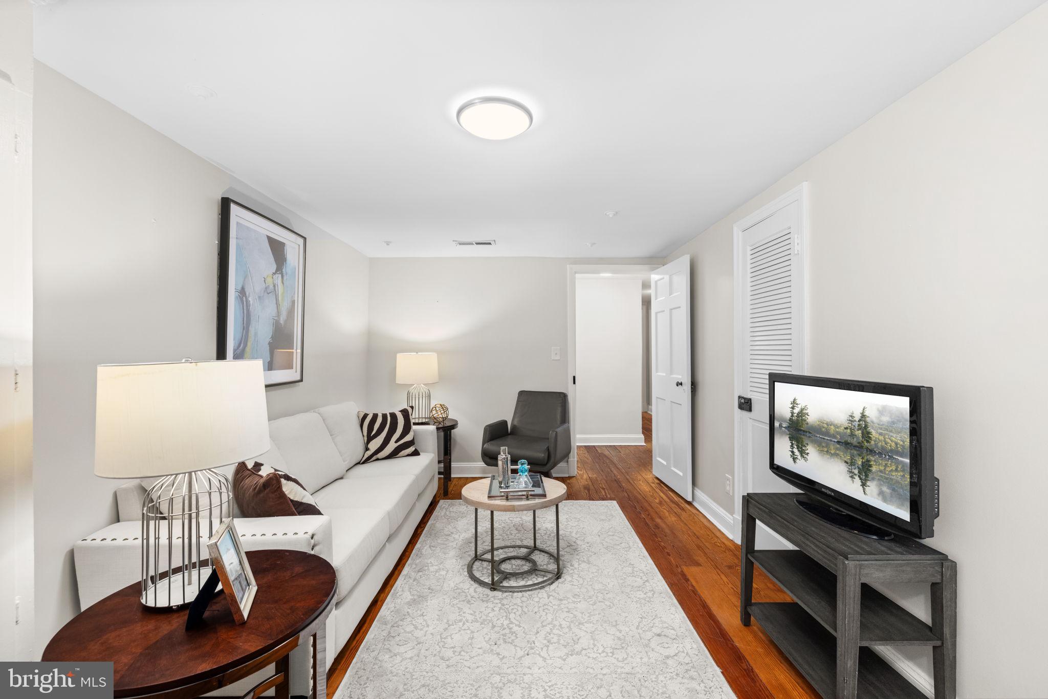 1310 35TH STREET NW