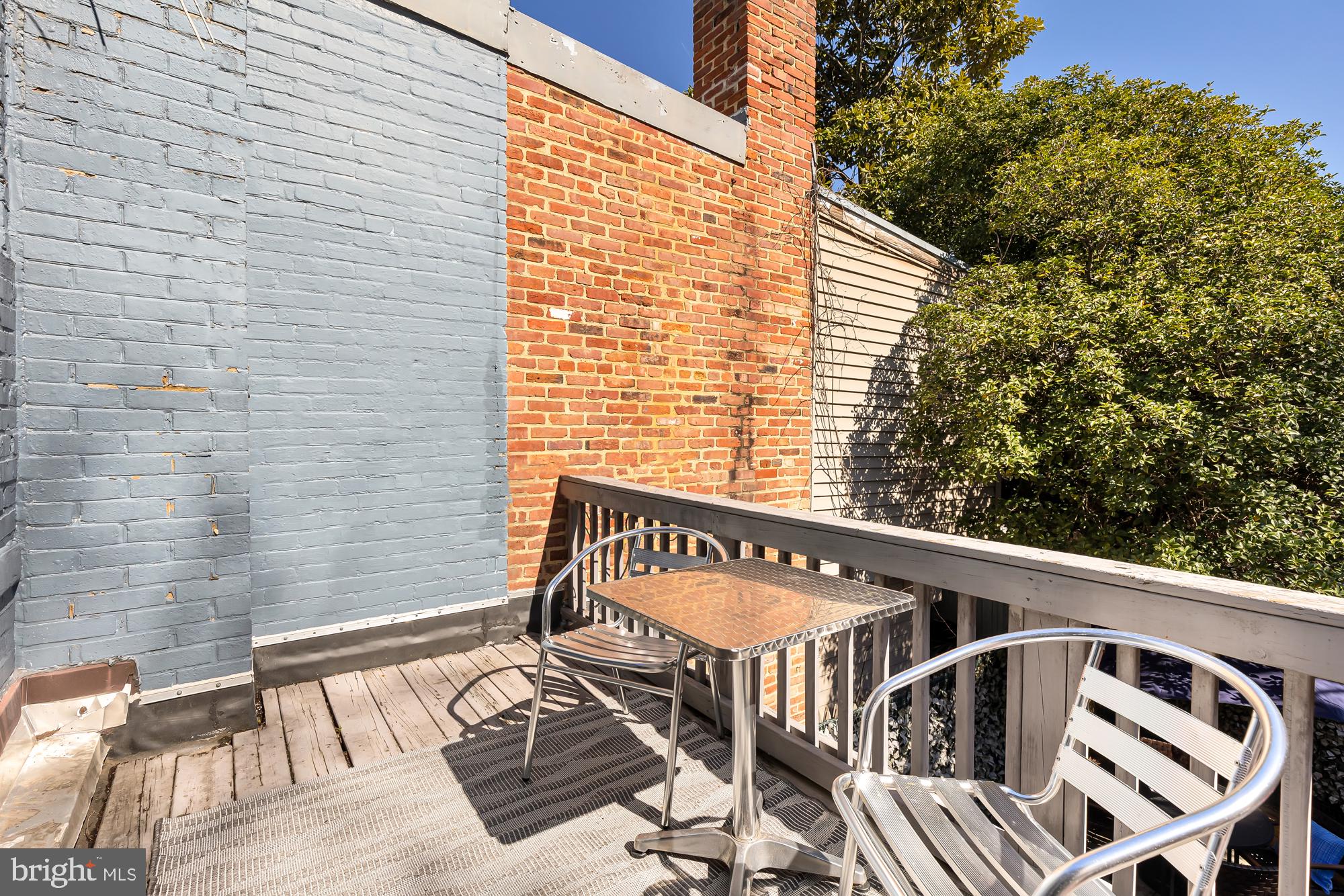 1521 27TH STREET NW