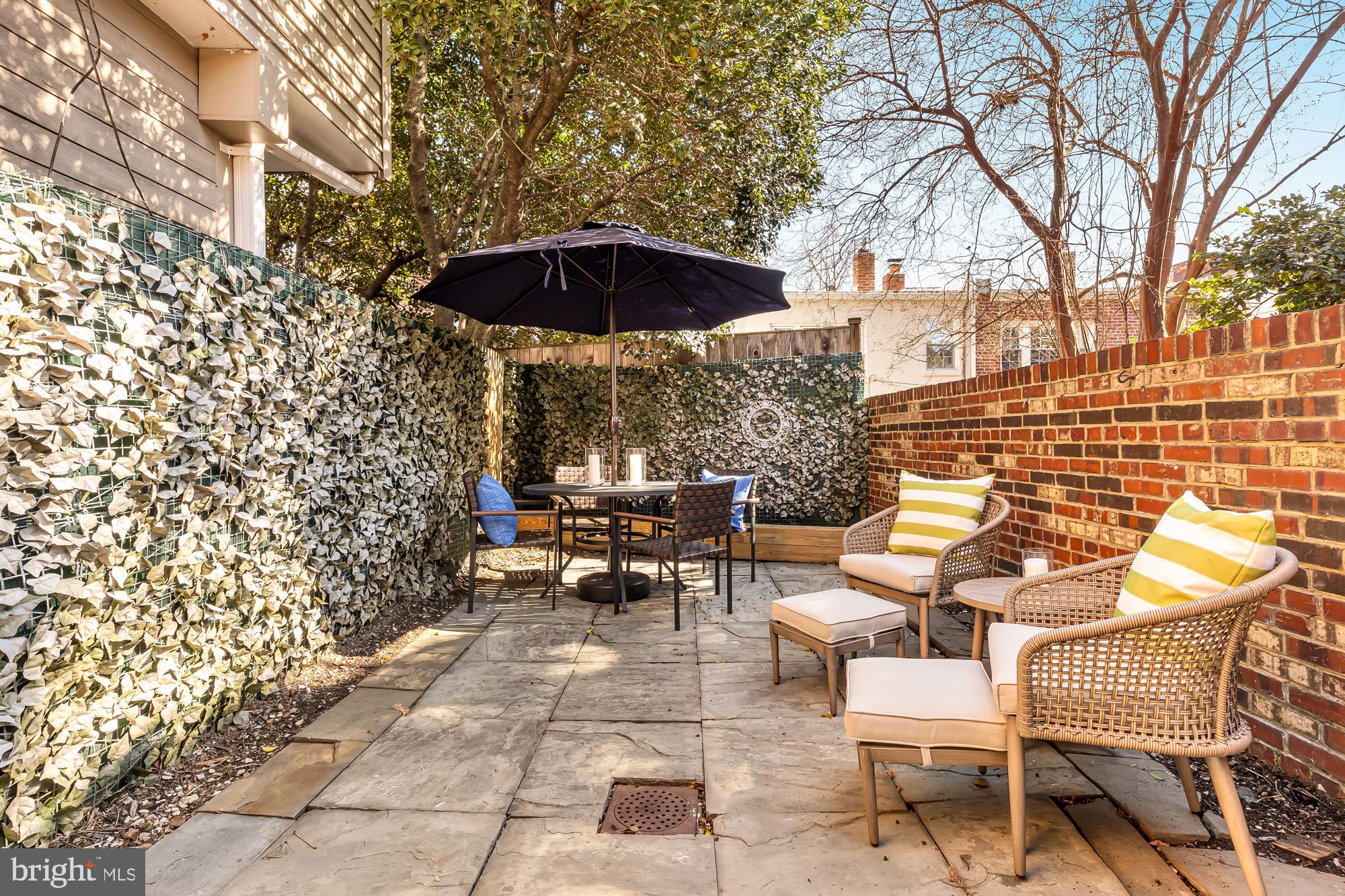 1521 27TH STREET NW