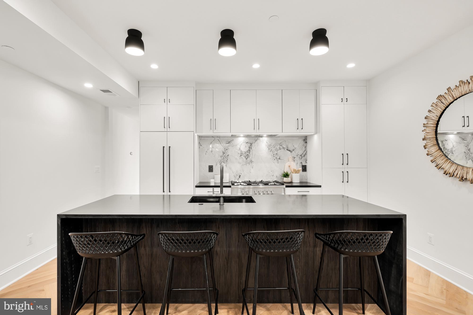 68 Q STREET NW 2