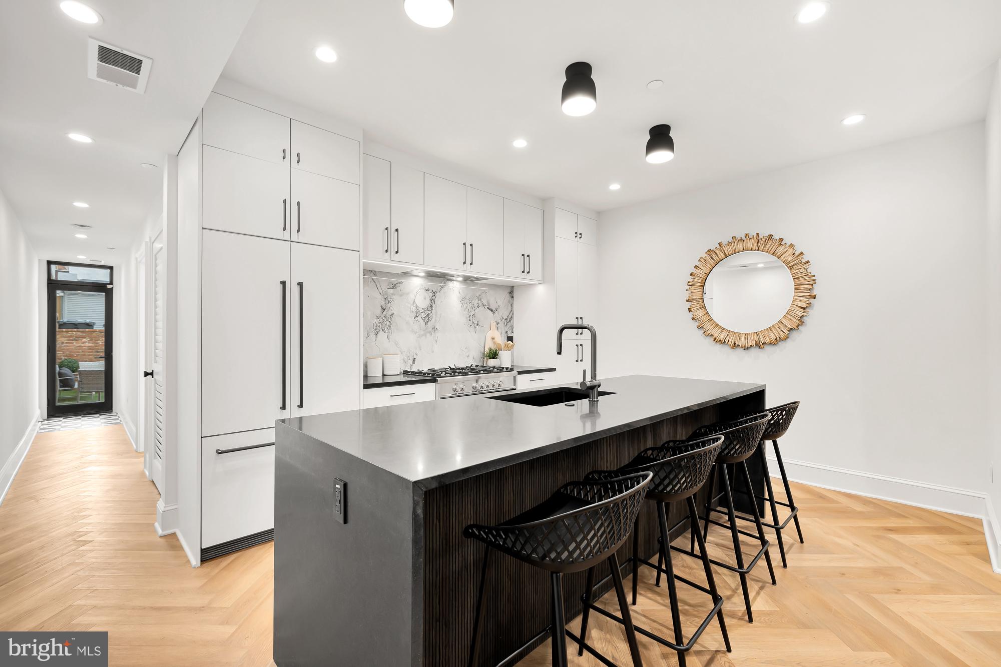 68 Q STREET NW 2