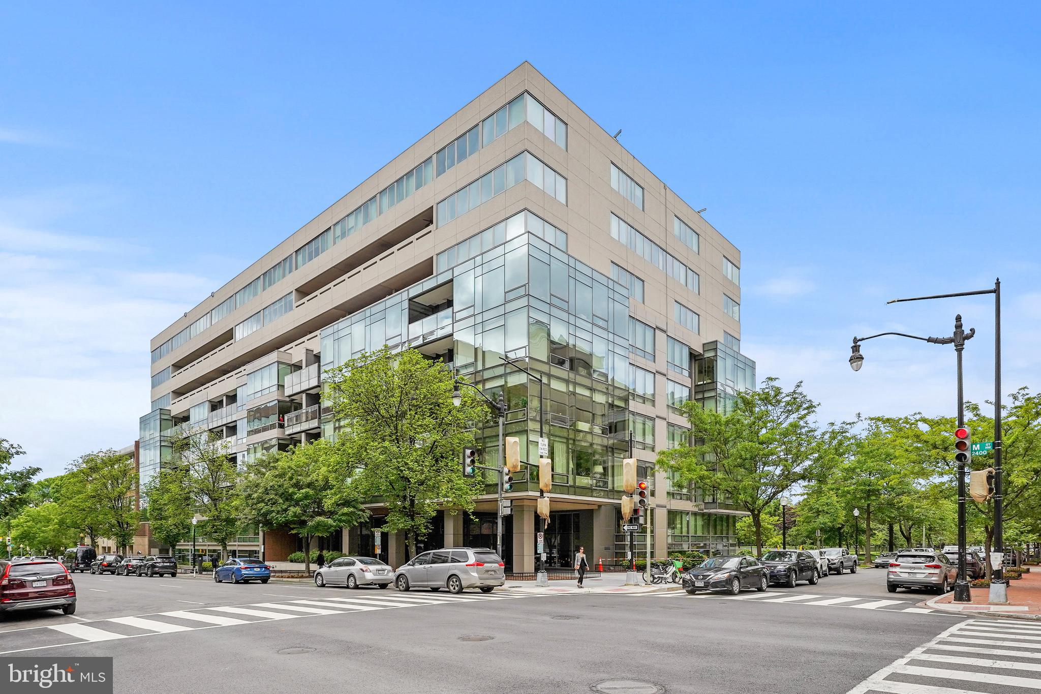2501 M STREET NW 209
