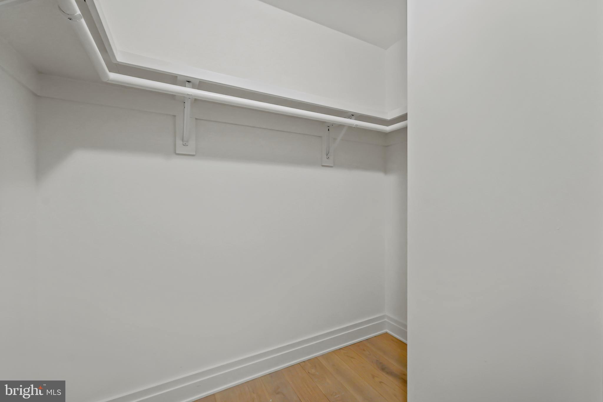 2501 M STREET NW 209