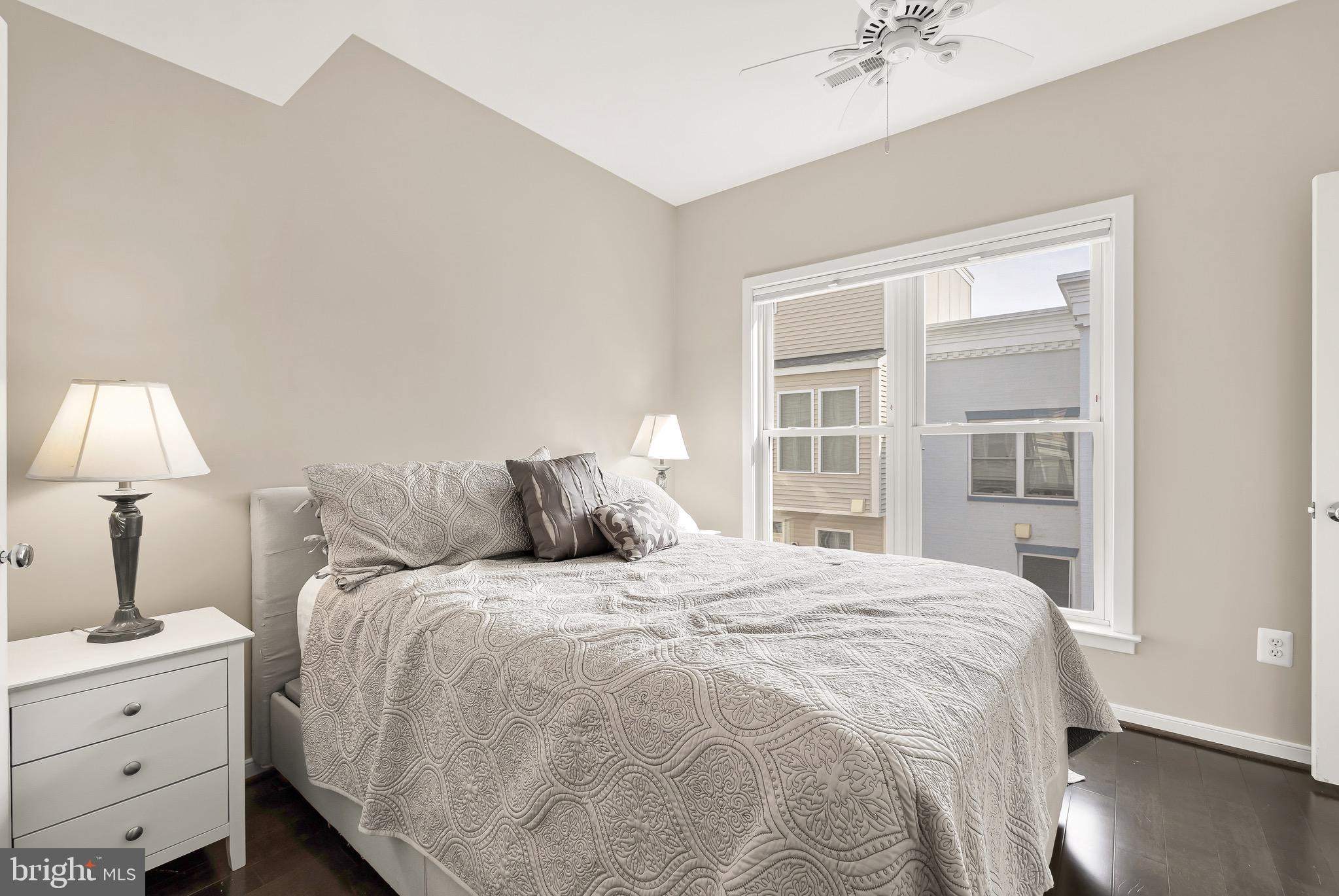 1112 3RD STREET SE