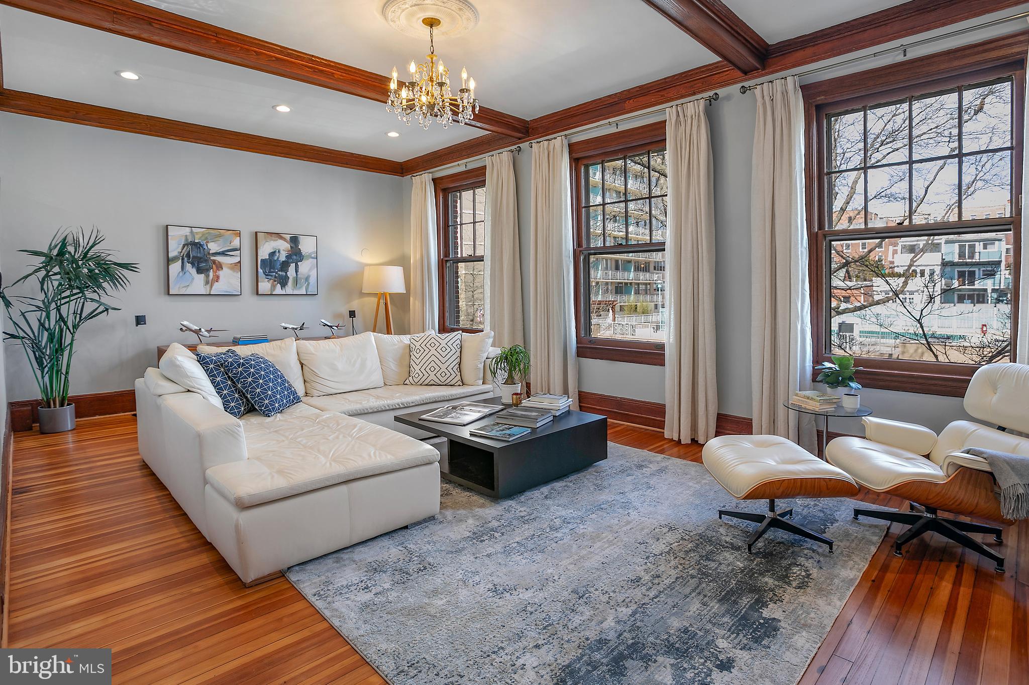 1852 WYOMING AVENUE NW