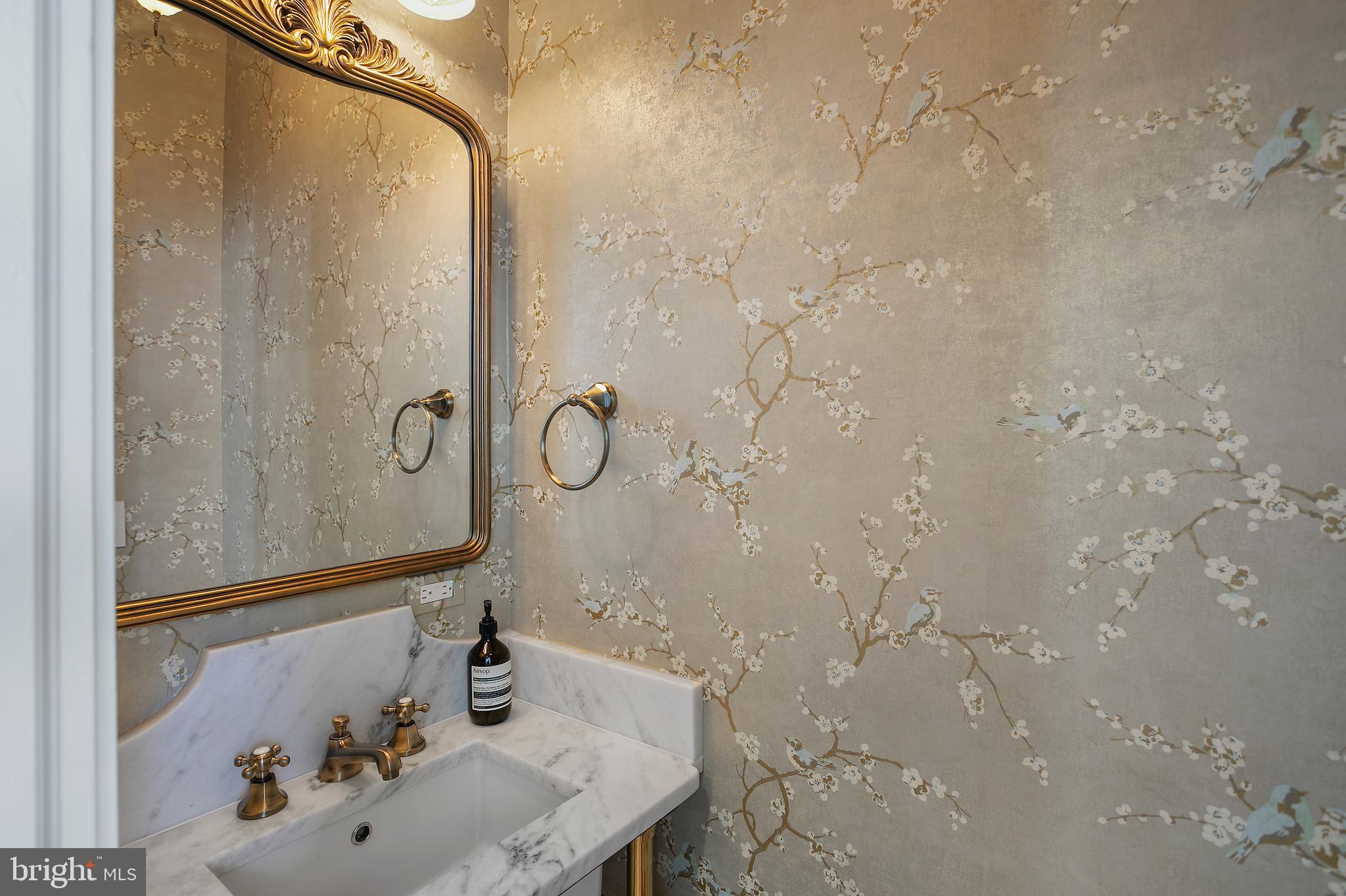 1852 WYOMING AVENUE NW