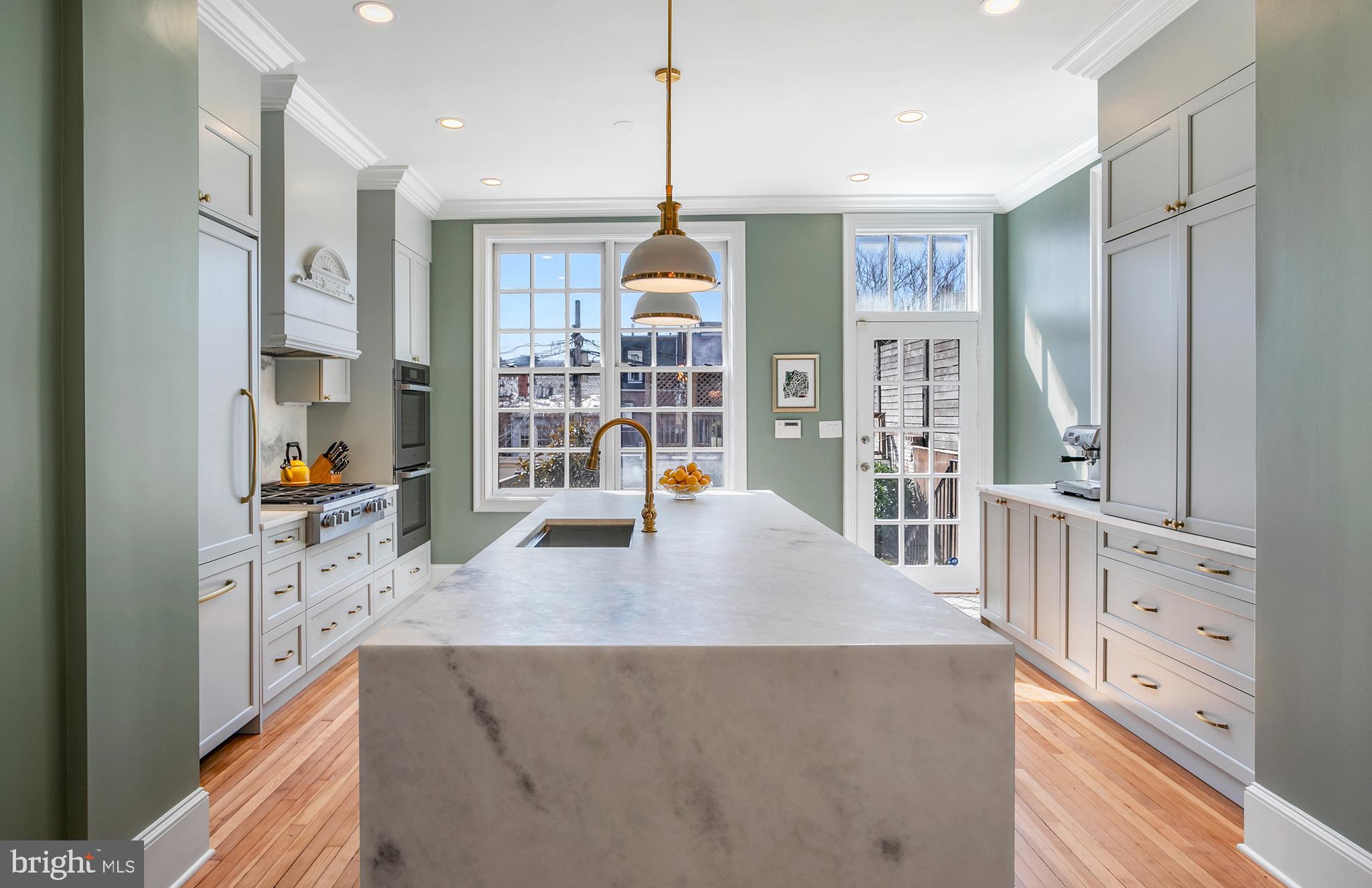 1852 WYOMING AVENUE NW