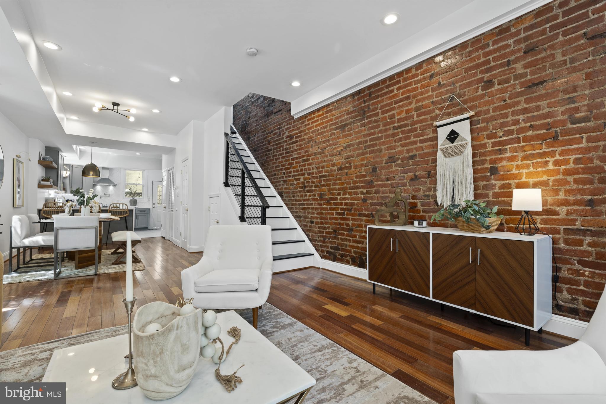 1500 1ST STREET NW