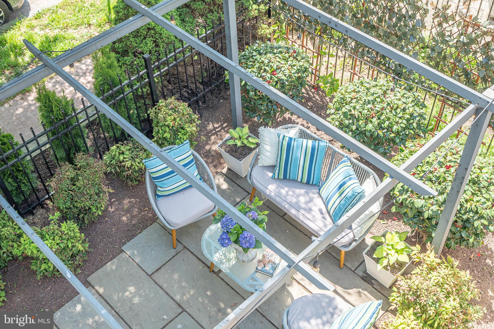 1500 1ST STREET NW