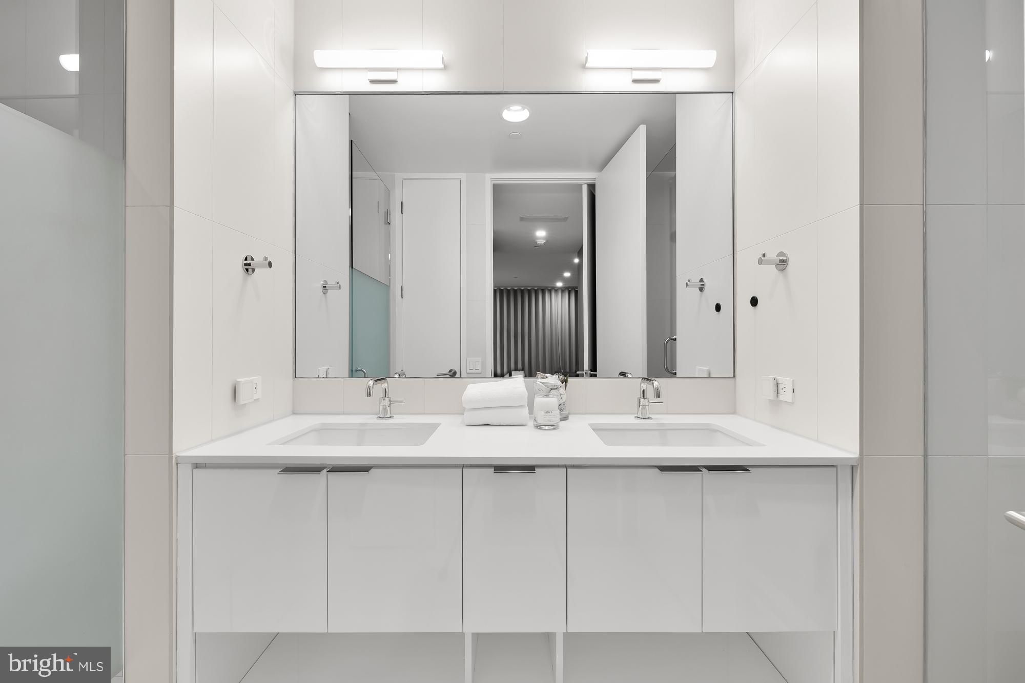 1111 24TH STREET NW 22