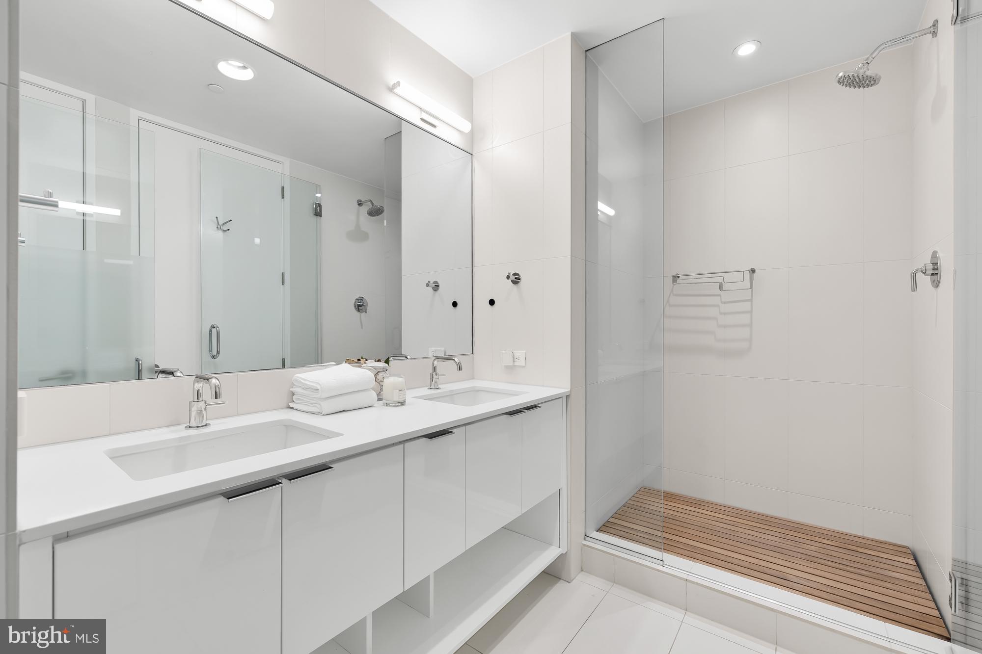 1111 24TH STREET NW 22