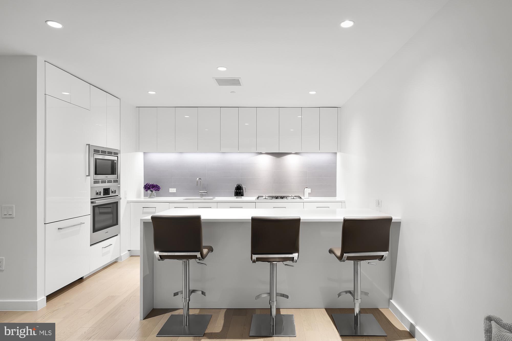 1111 24TH STREET NW 22