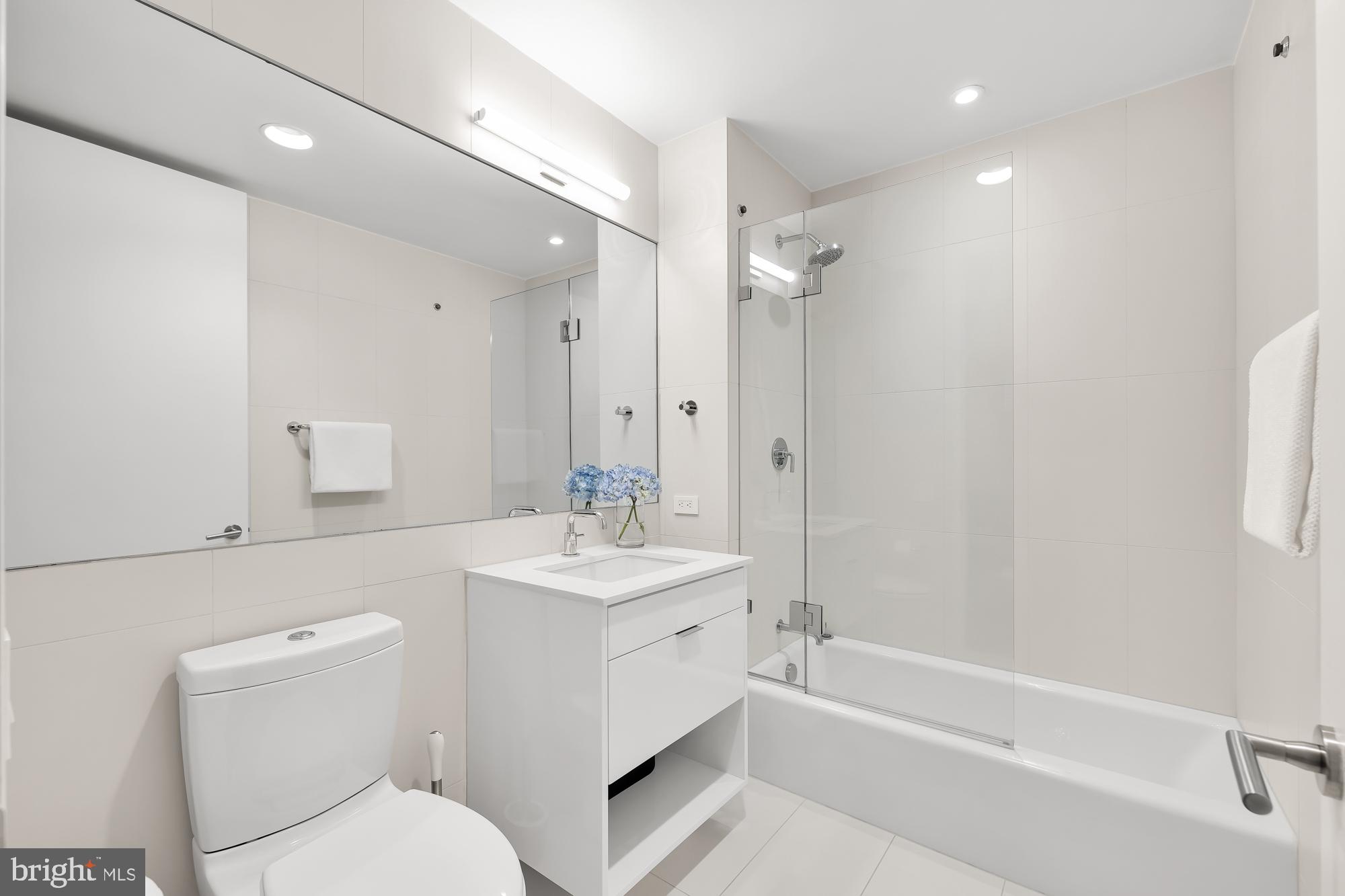 1111 24TH STREET NW 22