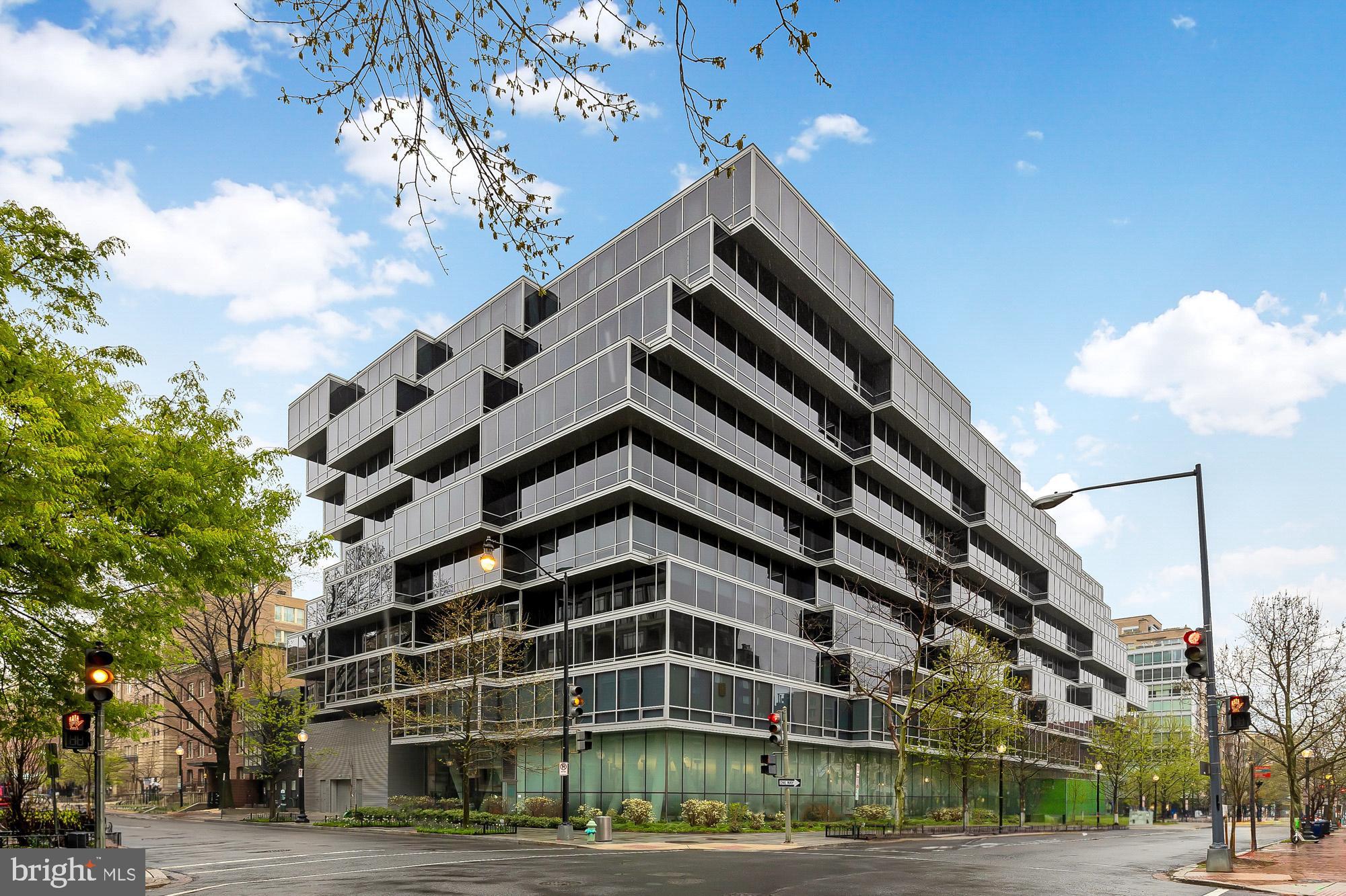 1111 24TH STREET NW 22