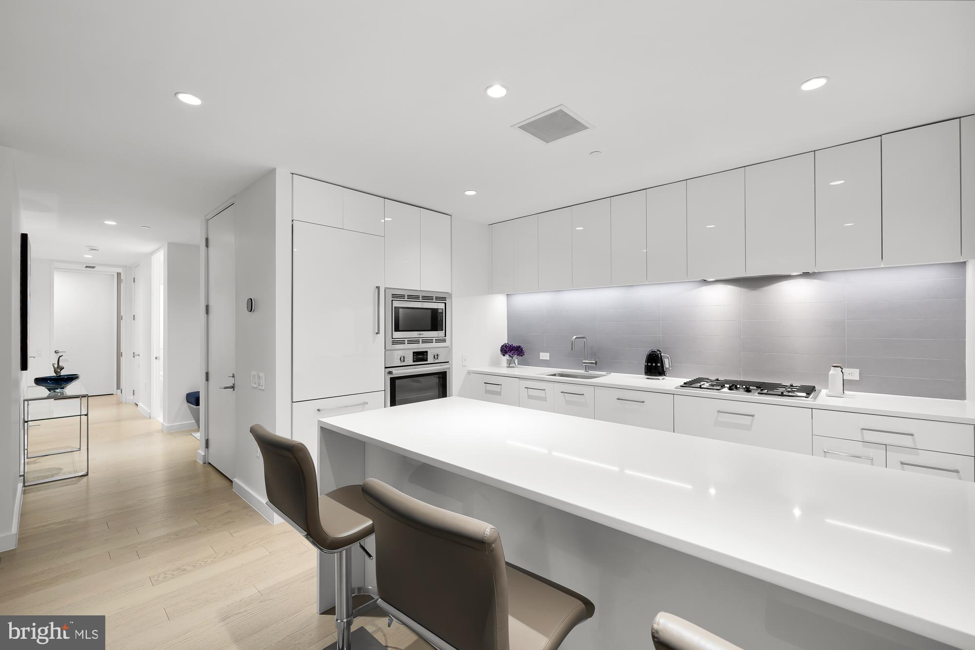 1111 24TH STREET NW 22